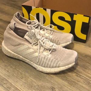 Gray ultra boost worn once